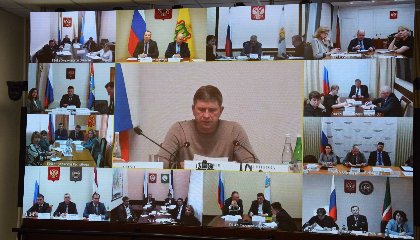 В ПФО обсудили семинары для специалистов, работающих с участниками СВО и их семьями