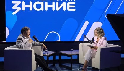 «Битва за доверие»: как отличить факты от мифов на выборах — разговор с экспертом в студии Общества «Знание»