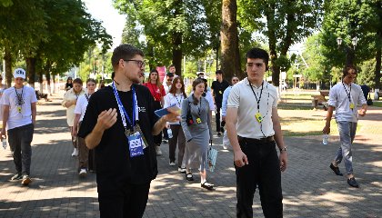 Глава Адыгеи встретился с талантливой молодёжью в рамках проекта «Экскурсия со Знанием»