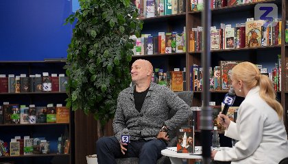 Писатель Захар Прилепин и актер Григорий Кокоткин порассуждали о влиянии классики на развитии личности