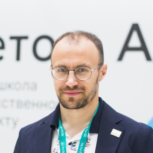 Александр Панов