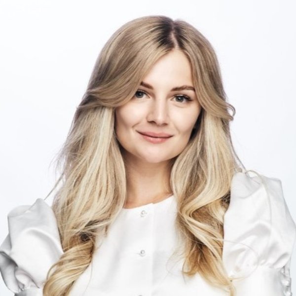 Мария Цуканова 
