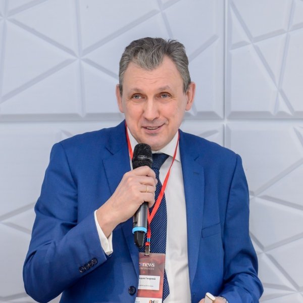 Георгий Лебедев