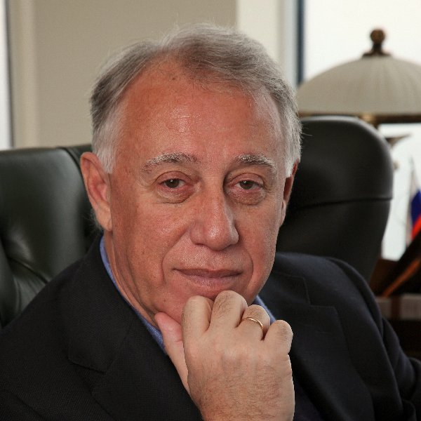Сергей Амбарцумян 