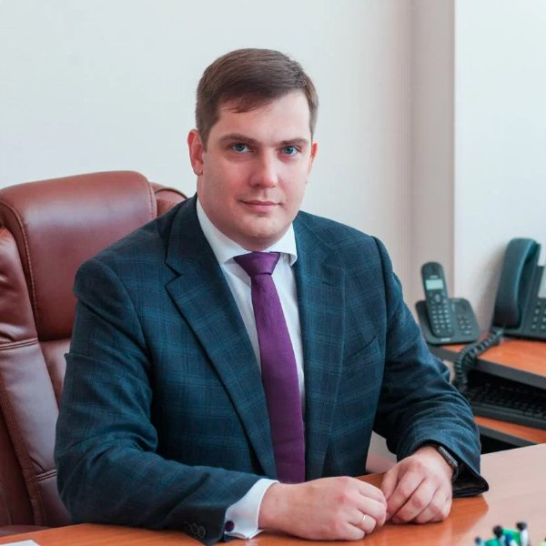 Игорь Рогов