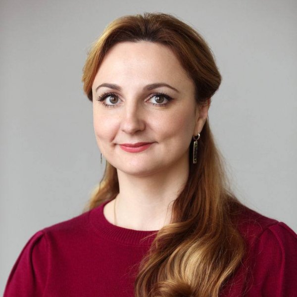 Людмила Пекова