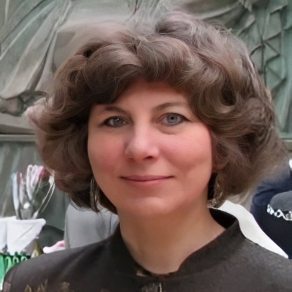 Лариса Неменская