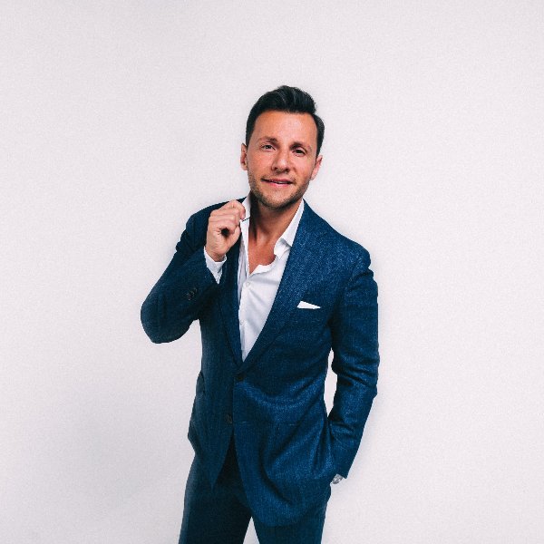 Вячеслав Манучаров 