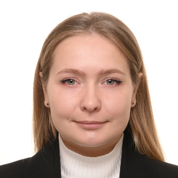 Александра Шерсткова 