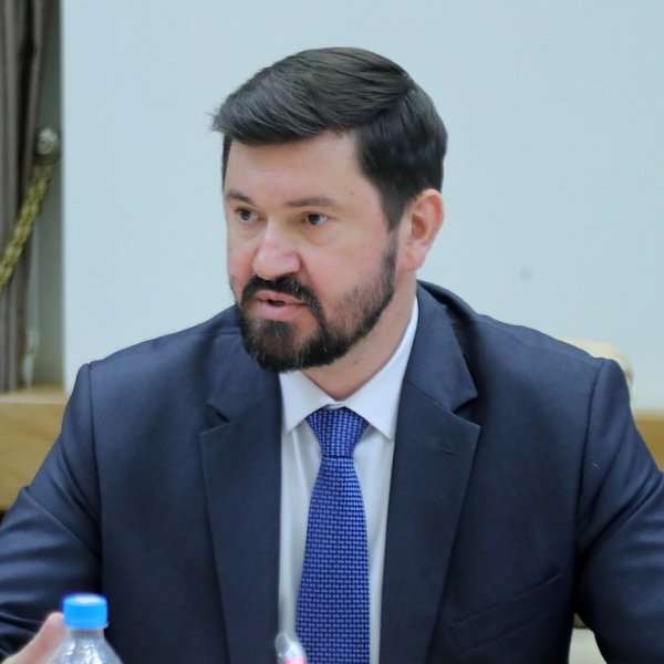 Максим Папушенко
