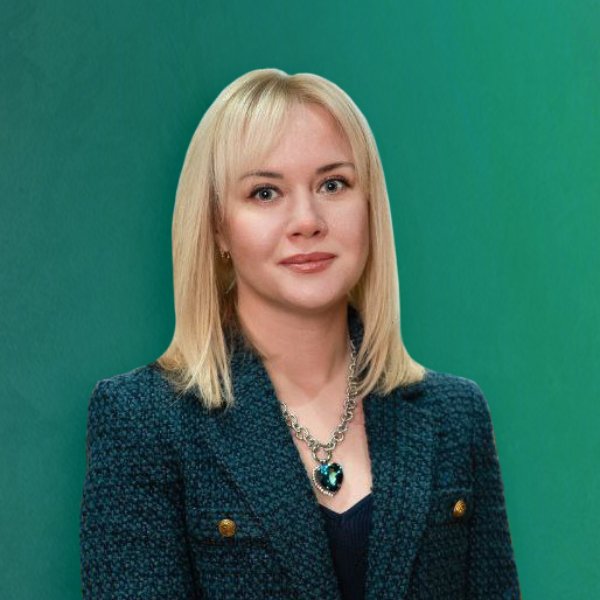 Екатерина Деникаева 