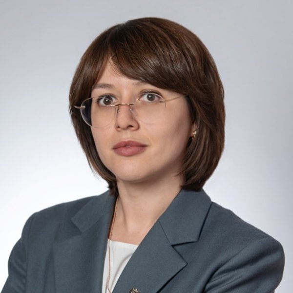 Анна Брайнес