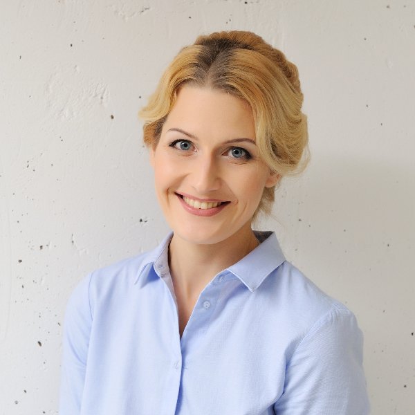 Анна Деньгина